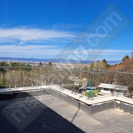 Stuklen parapet za terasa